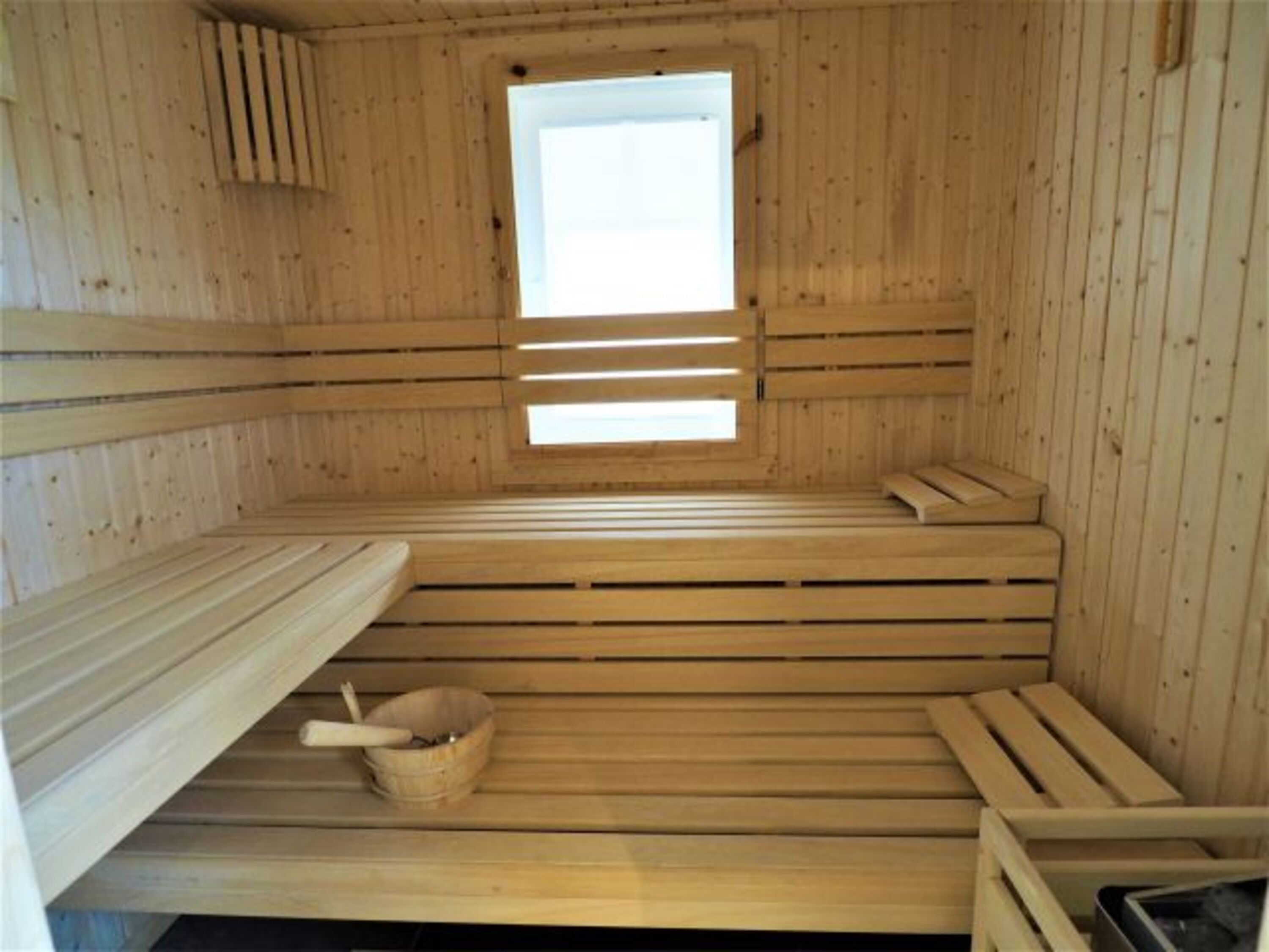 Geräumige Sauna