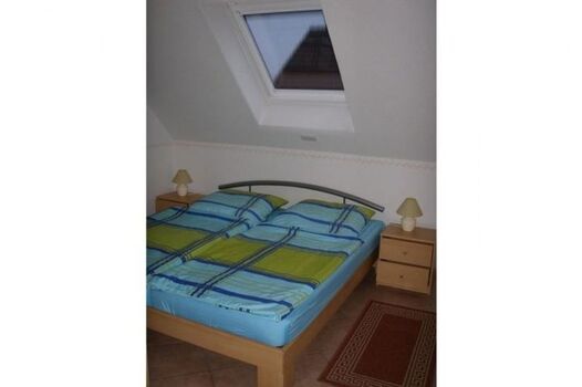 Schlafzimmer 2 OG