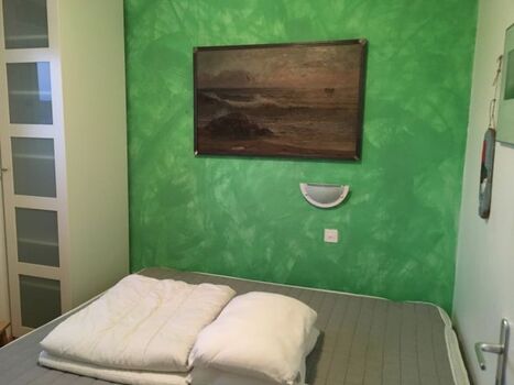 grünes Schlafzimmer