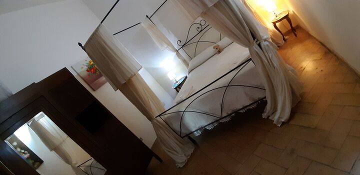 großes Schlafzimmer