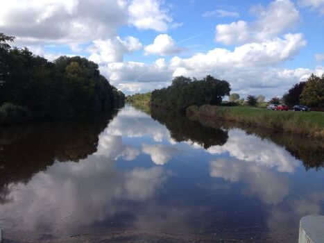 Das Vareler Tief (am Hafen)