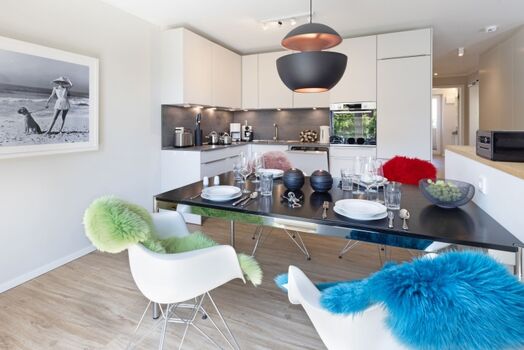 Küche und Essbereich