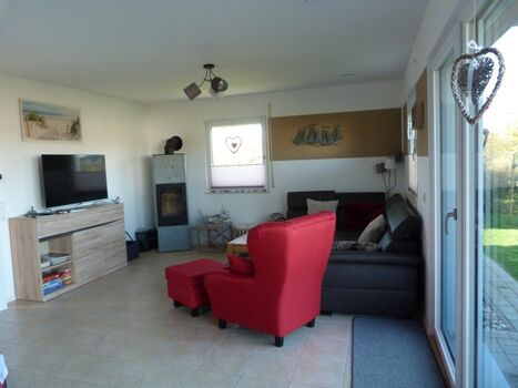 Wohnzimmer mit Kamin