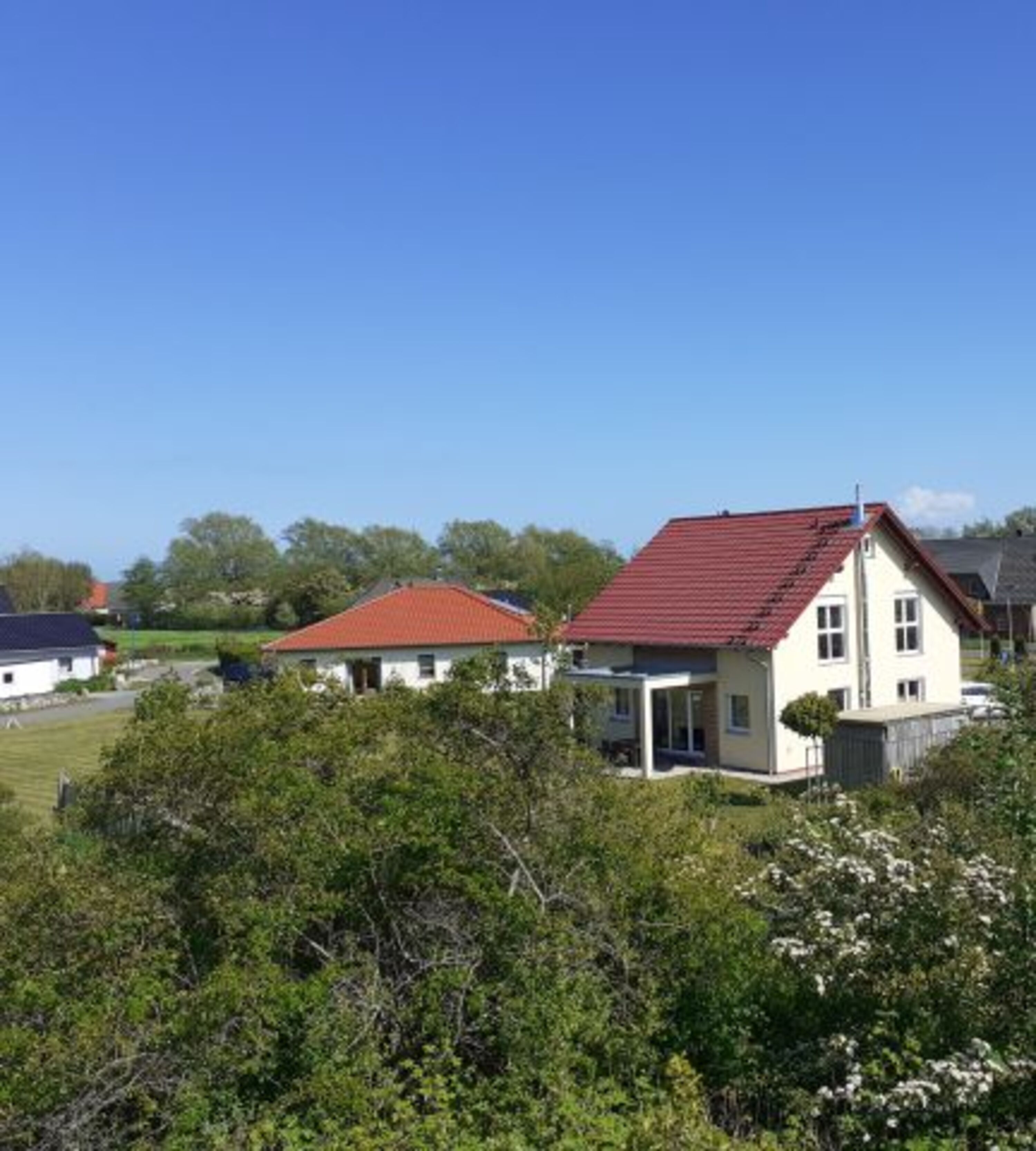 Unser Haus von oben