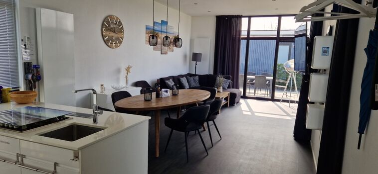 Küche, Ess- und Wohnzimmer