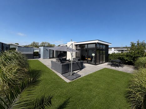Chalet Strandhuis - Ihr Erholungsort, 300m zum Strand, Zaun, ...