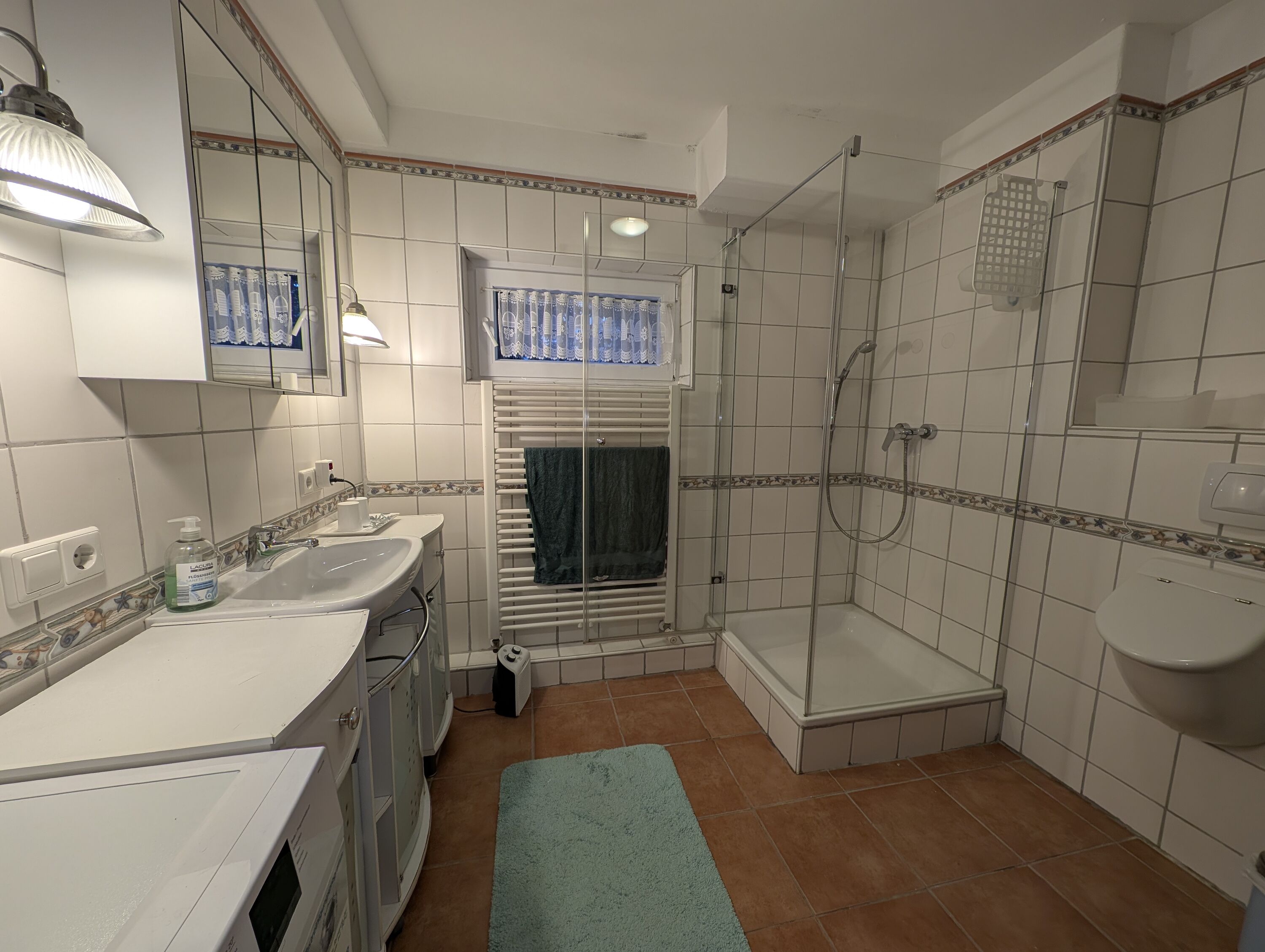 sep. privates Badezimmer