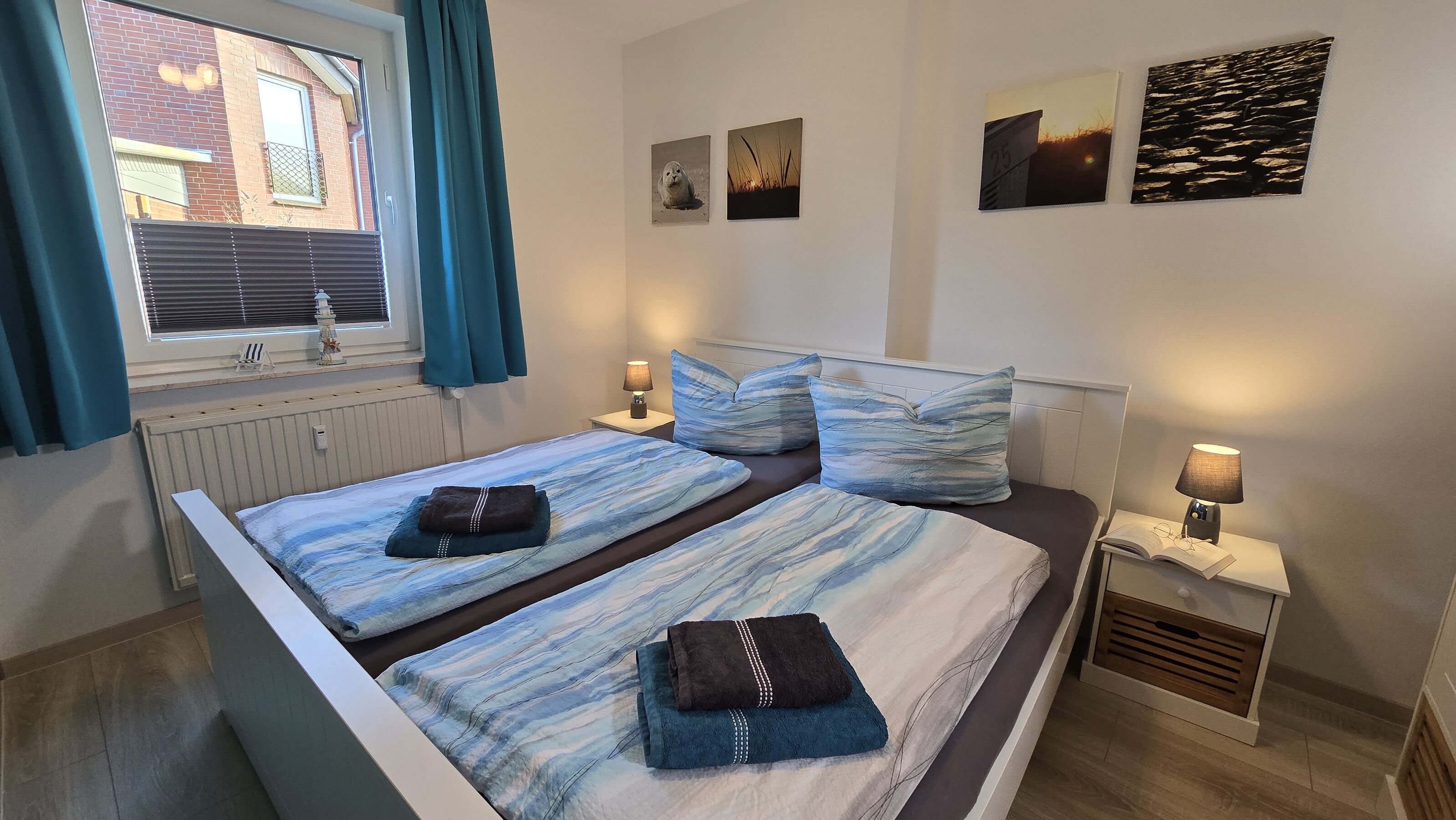 Schlafzimmer I mit 1,80 x 2,00 Bett