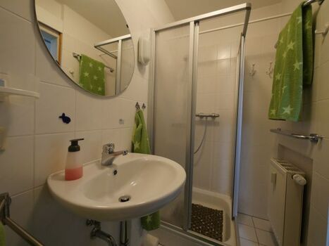 Das Badezimmer in der Ferienwohnung Nr. 11