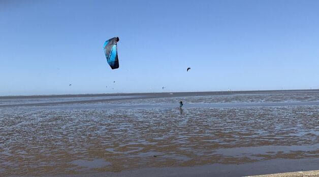 Kitesurfing direkt vor der Haustür