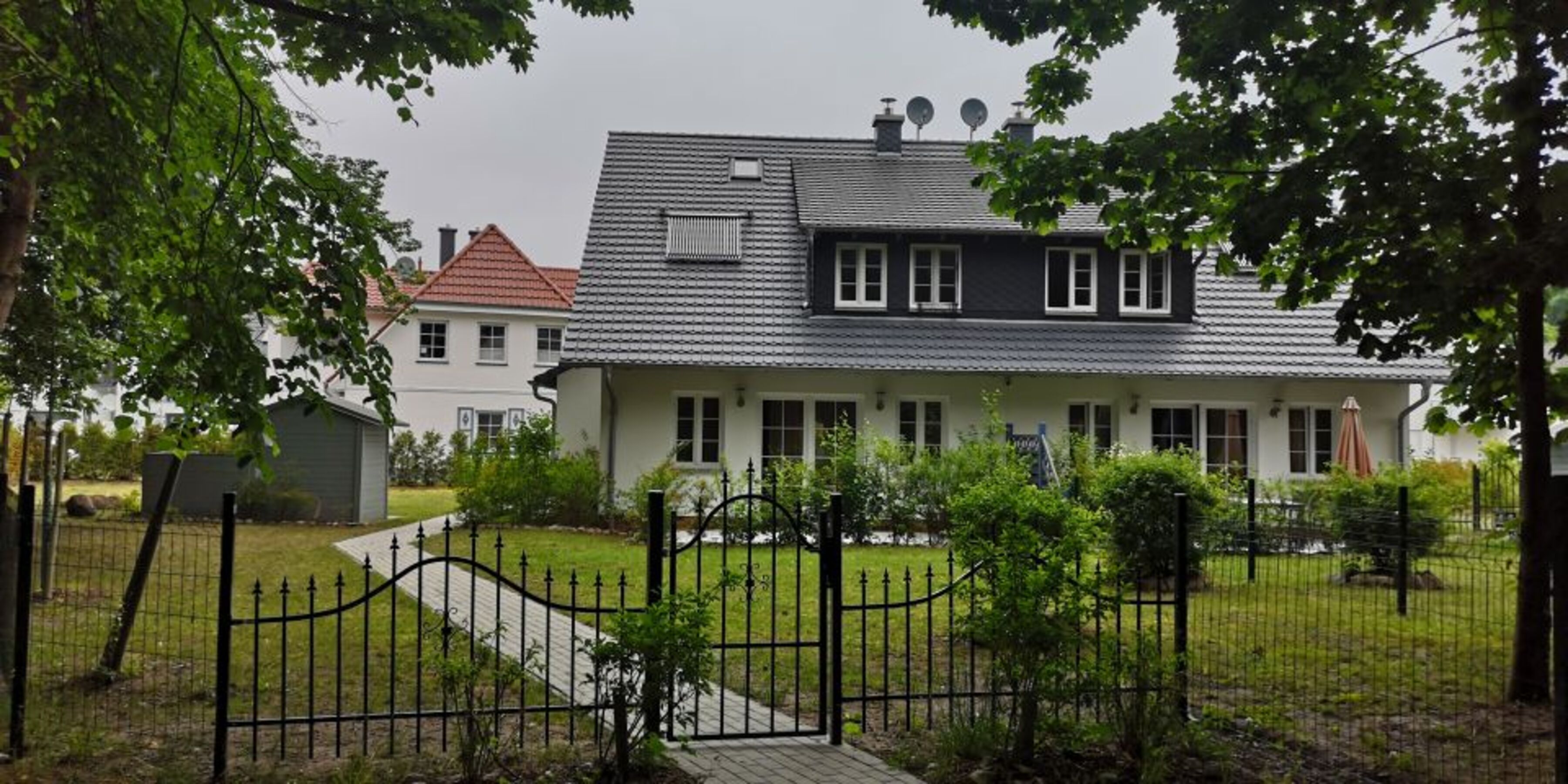 Strandvilla nur 150 m zum Sandstrand