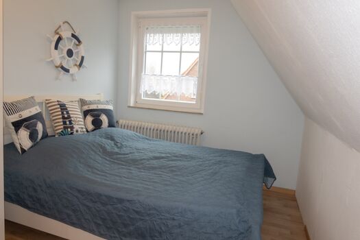 SZ mit Doppelbett (140 x 200 cm)in der 1. Etage