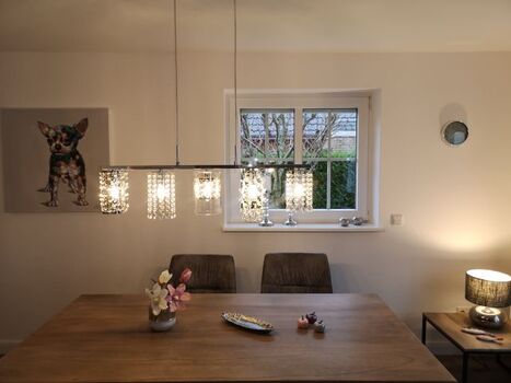 Essbereich mit großem Tisch 1,70 m