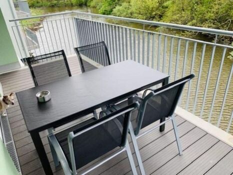 Balkon direkt über der Graft