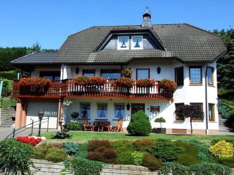 Sommeransicht Haus Dorothee, Winterberg
