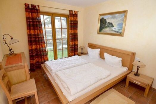 2. Schlafzimmer im 1.OG