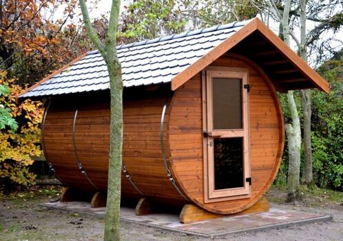 Außensauna mit Vorraum