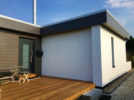 Eingang mit West Terrasse für den Sundowner