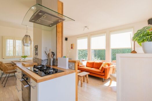 Die Küche mit allem Komfort