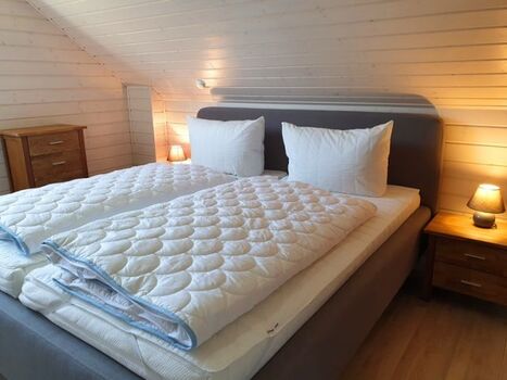 Doppelbettschlafzimmer I