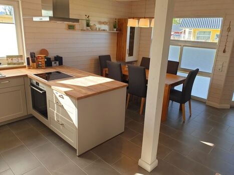 Blick Küche Essbereich Woodhuus