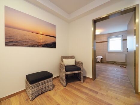 Umkleidebereich im Souterrain