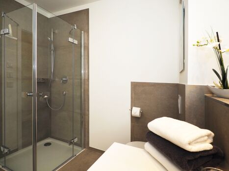 voll ausgestattetes Duschbad