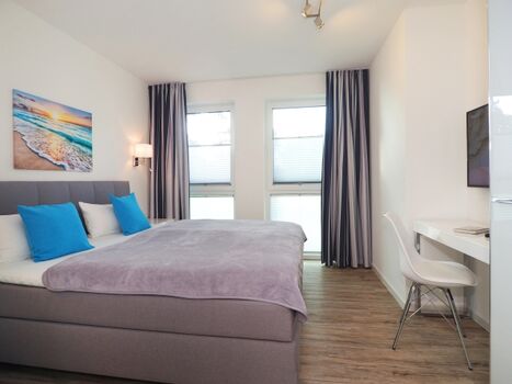 zweites Schlafzimmer mit TV