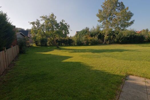 unser großer Garten