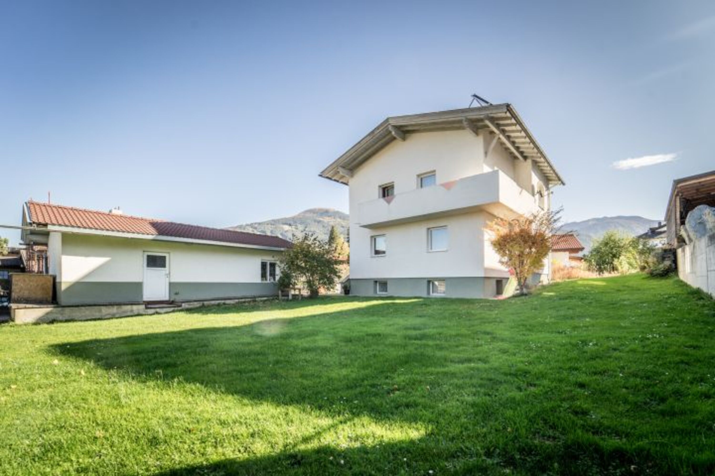 Garten mit Haus