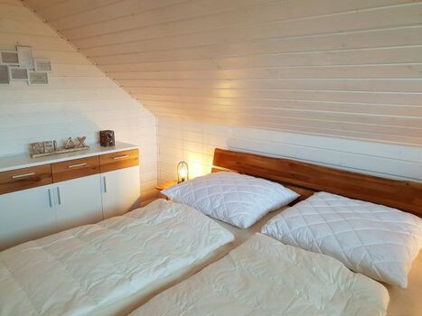 Doppelbettschlafzimmer III