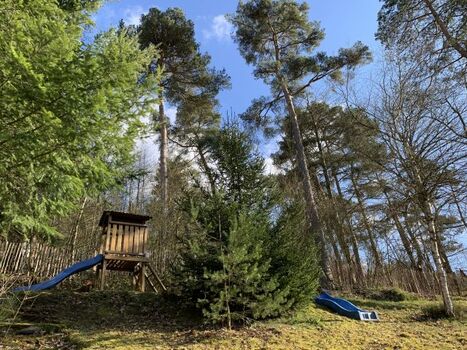 Kinderspielturm Kleines Jagdhaus