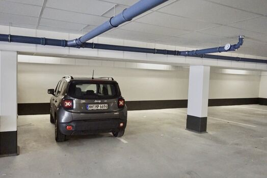 Tiefgaragenstellplatz