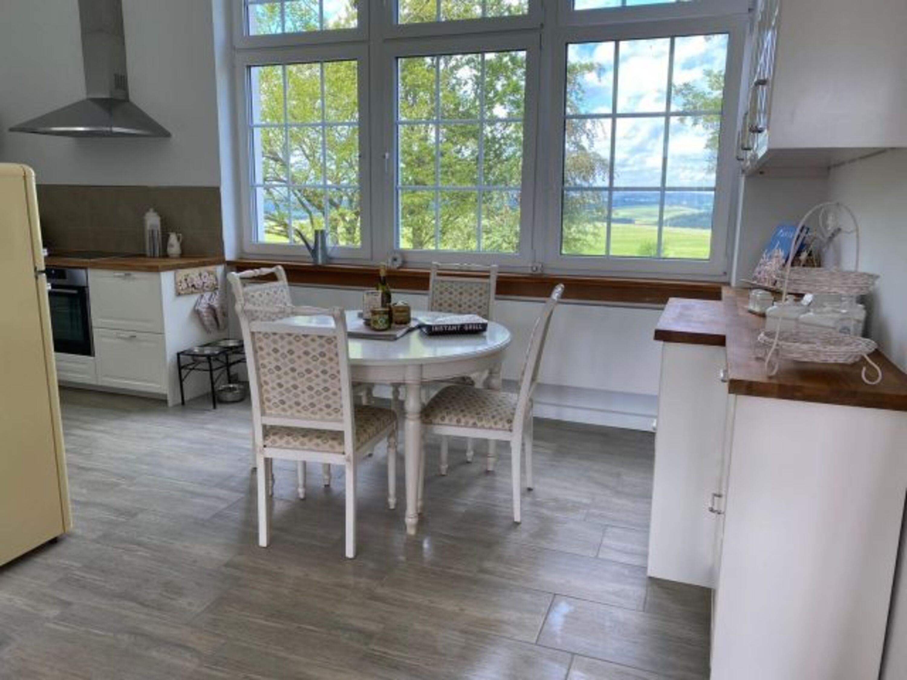 traumhafter Ausblick beim Frühstück