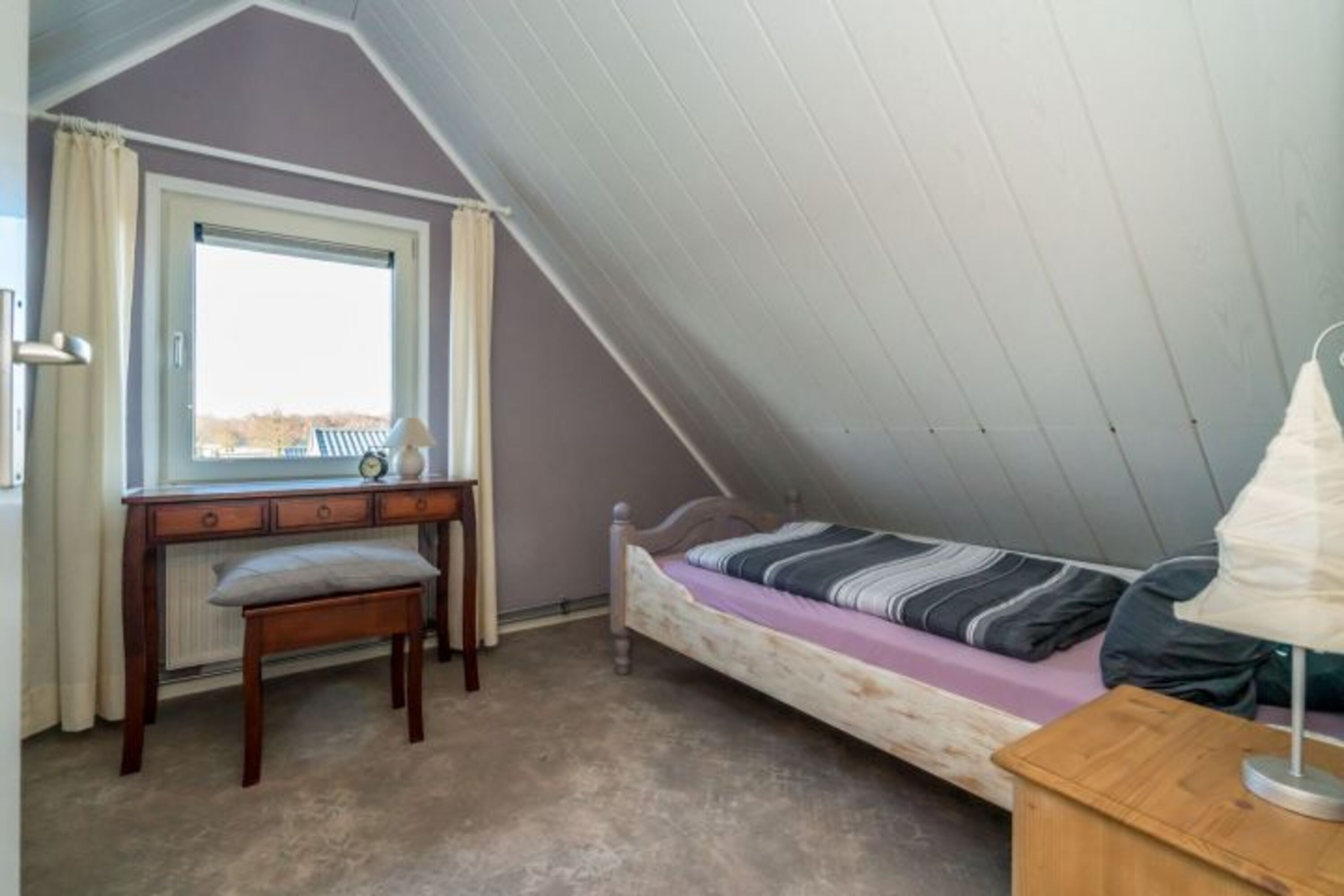 Schlafzimmer 2 mit 2 Einzelbetten