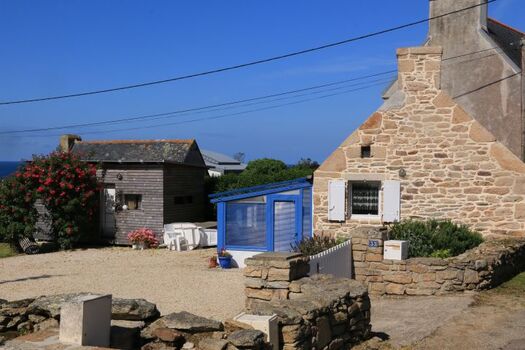 seitlicher Blick auf das Haus