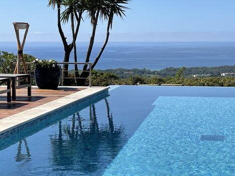 Entspannung am beheizten Pool