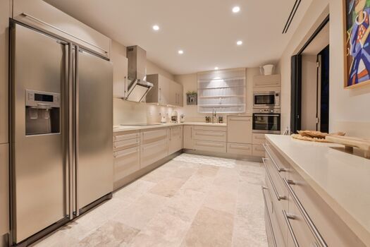 voll ausgestattete Küche