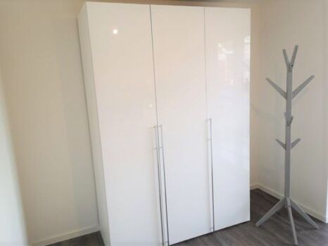 Schrank Schlafzimmer 1 OG