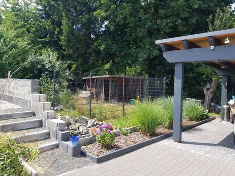 Zwinger falls ein Hund nur draußen schlafen gewöhnt ist