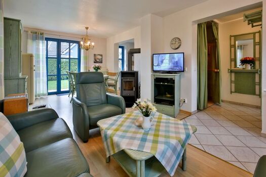 Wohnzimmer mit Kaminofen