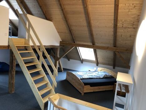 Schlafzimmer Dachgeschoss mit Schlafempore