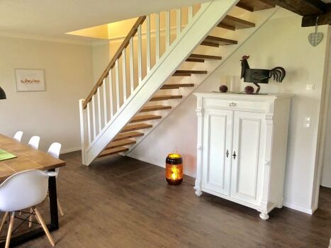 der großzügige Essbereich 