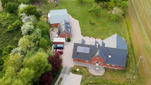 das Landhaus von oben