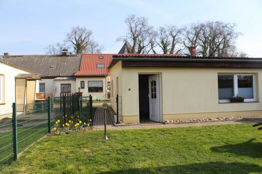 Blick auf dem Bunglow zum Parkplatz