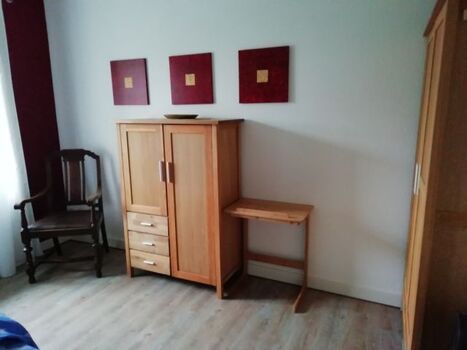 Das große Schlafzimmer (II) ... mit viel Platz (ggf. auch für den/die Zwerg/e )