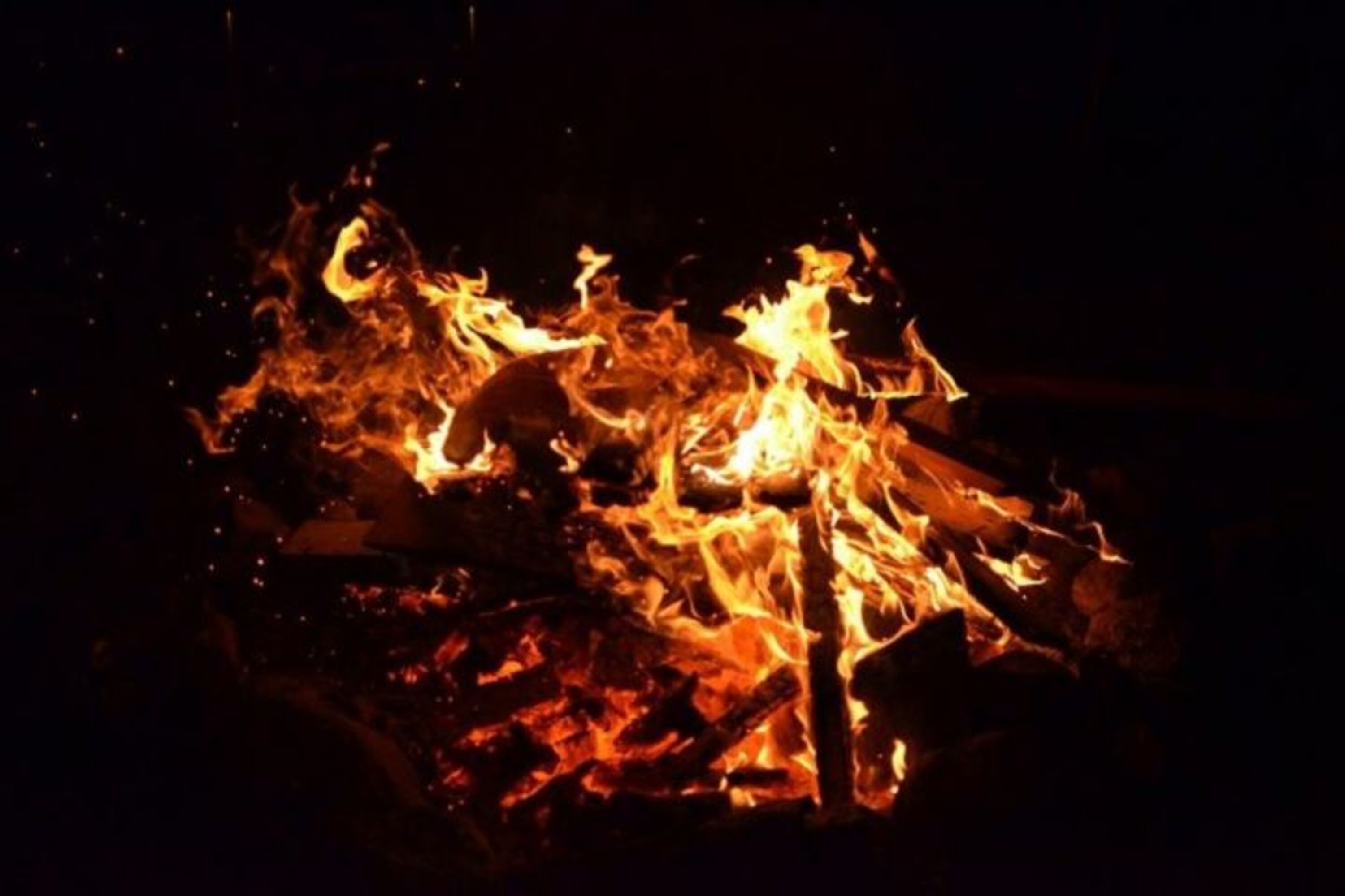 Ein Lagerfeuer im Garten ist schon was Feines!