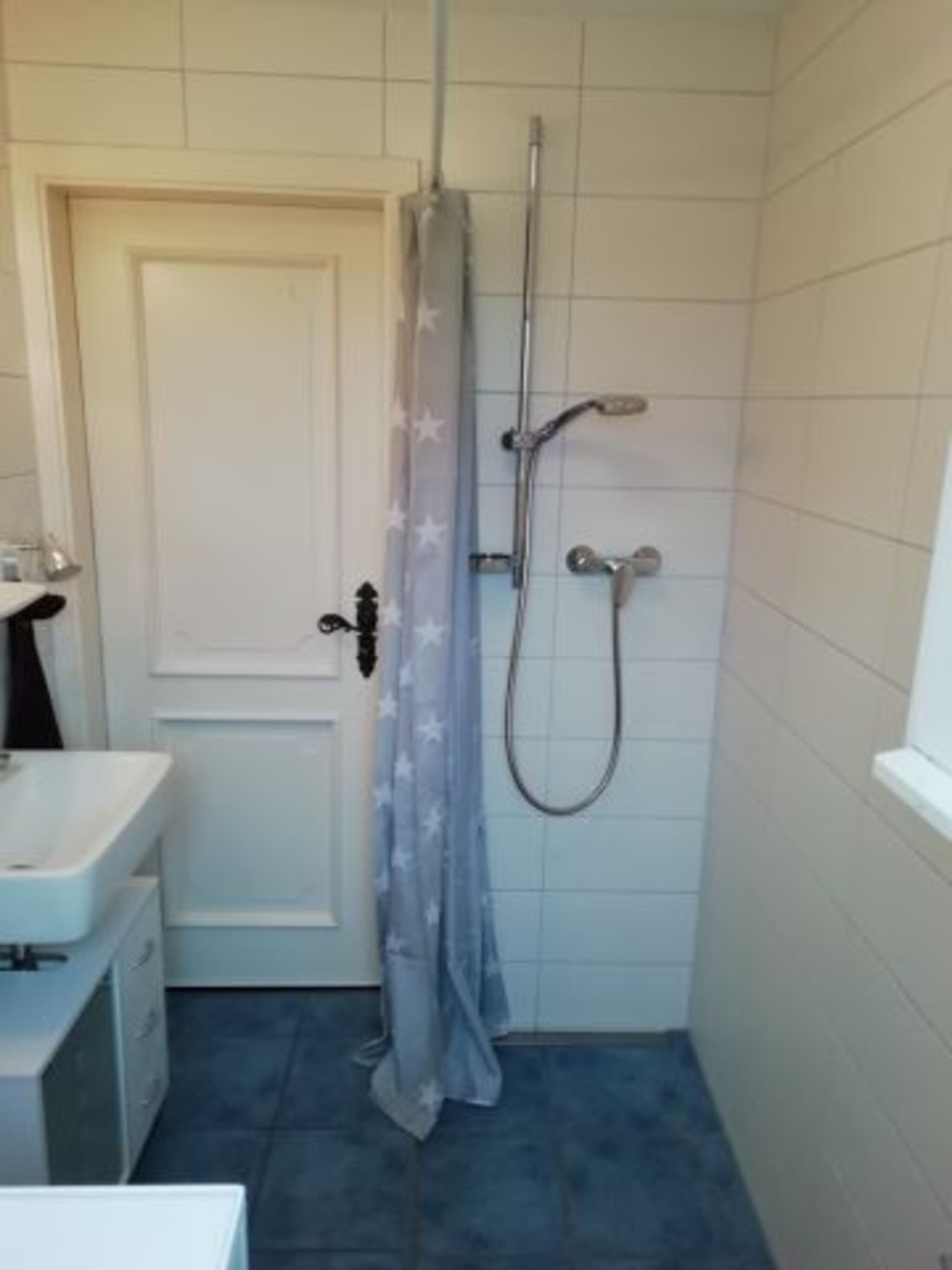 Duschbad (II)
