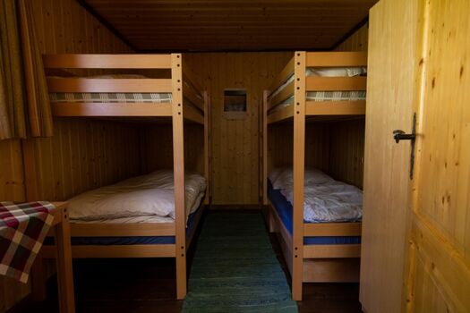 1. Schlafzimmer mit Stockbetten