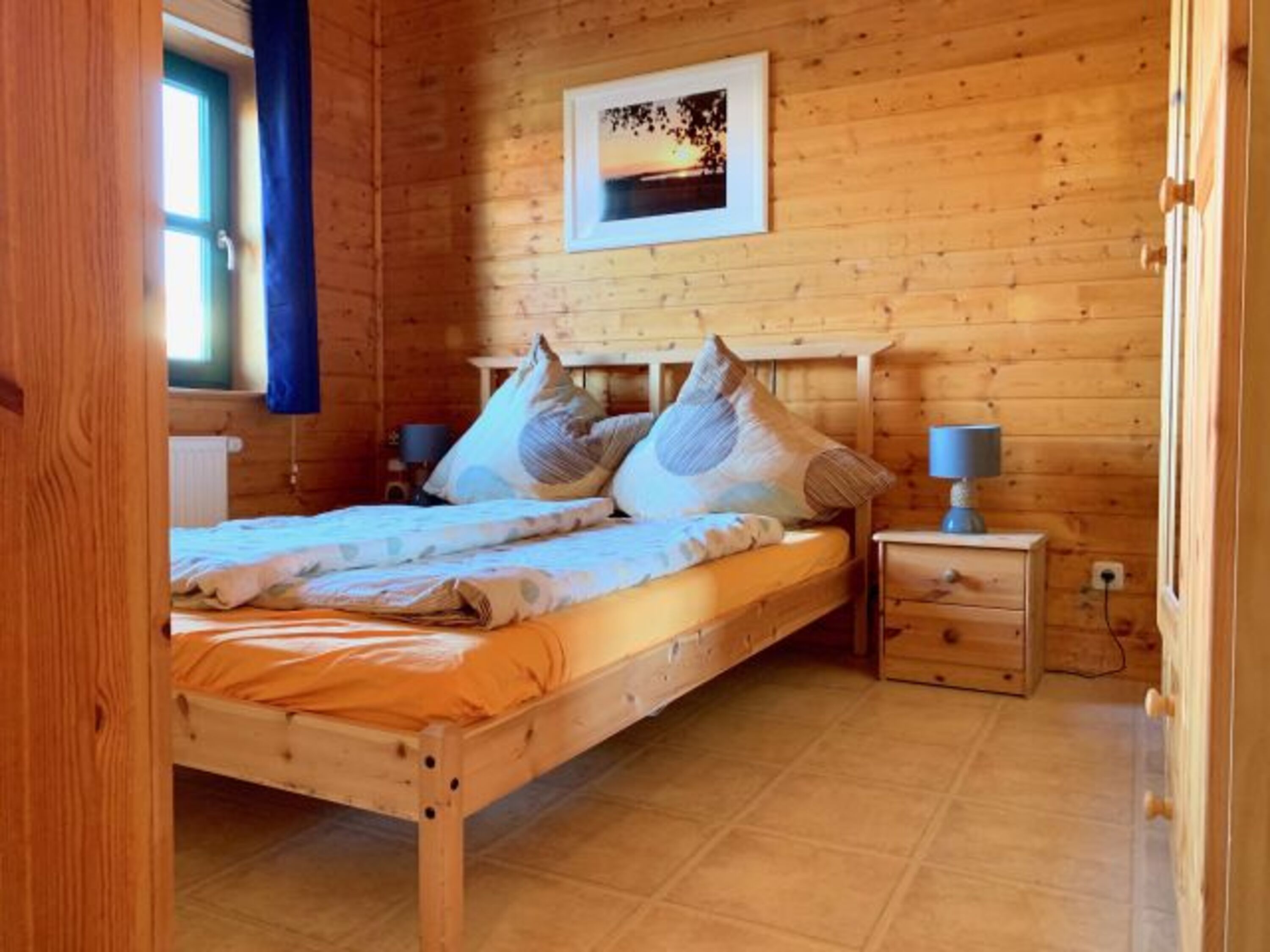 Schlafzimmer 2